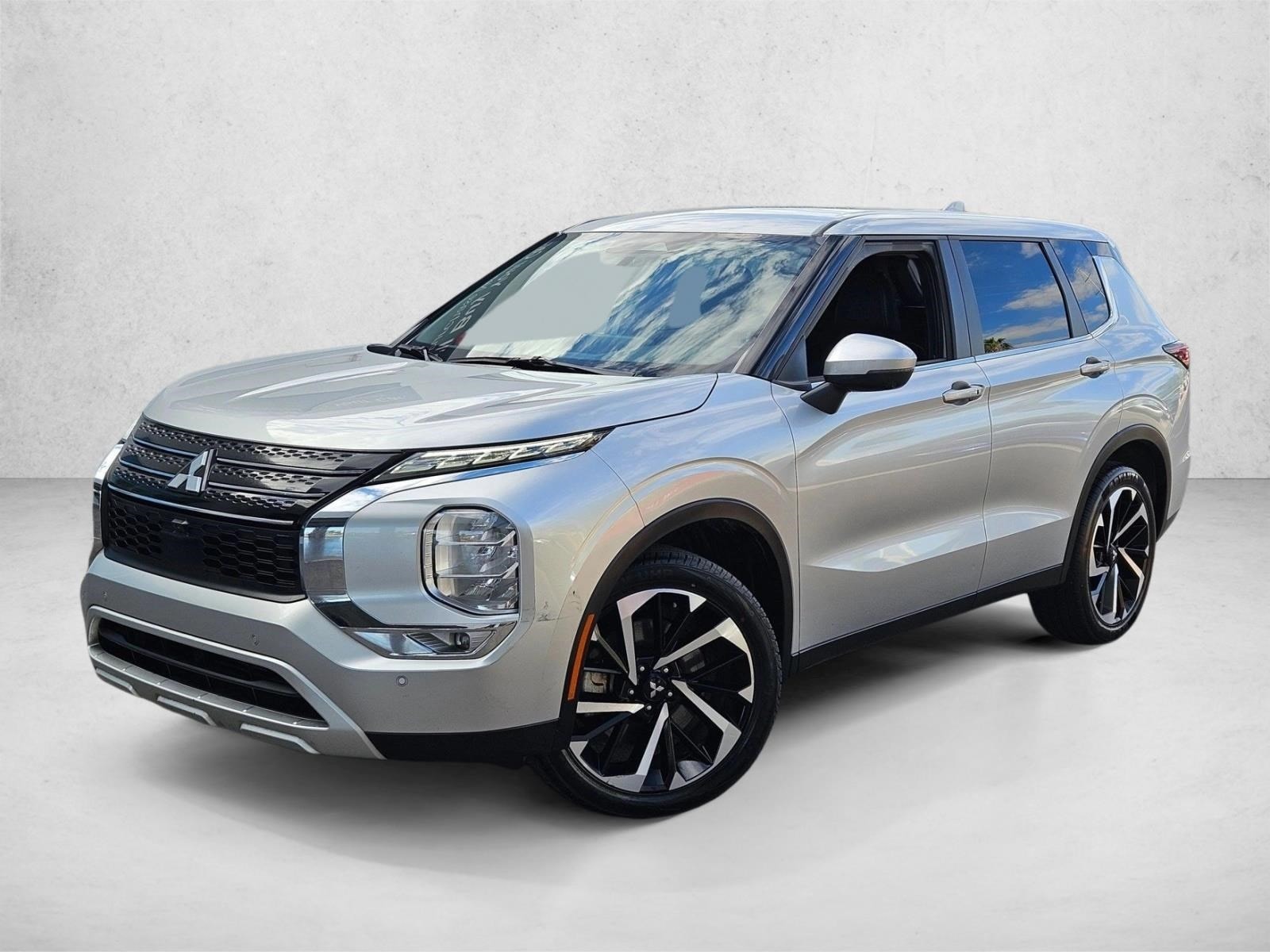 2024 Mitsubishi Outlander