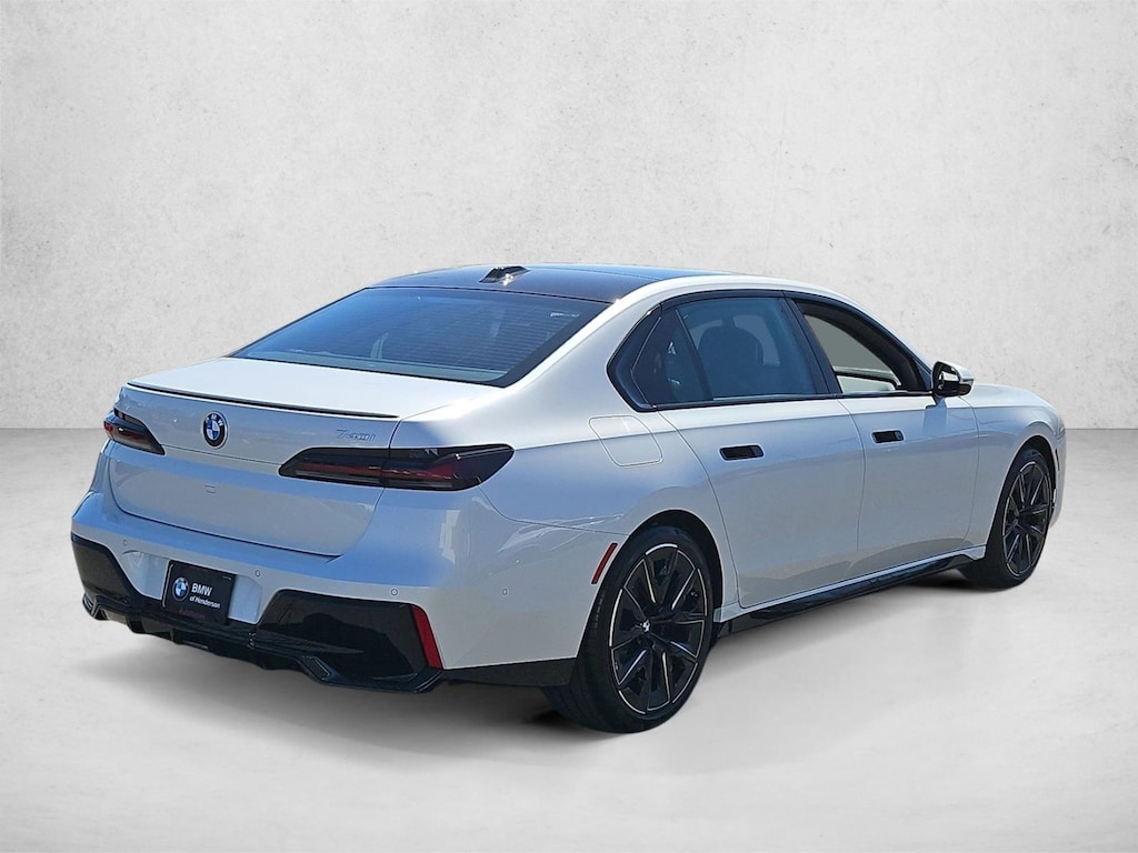 New 2026 BMW 740i Sedan