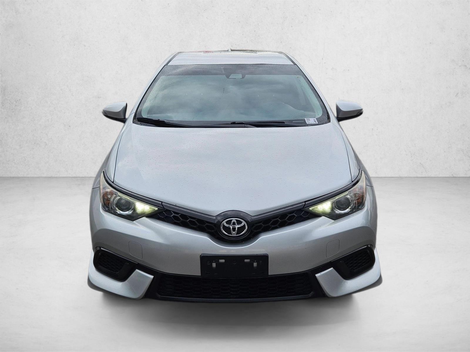 2018 Toyota Corolla iM Base photo 2