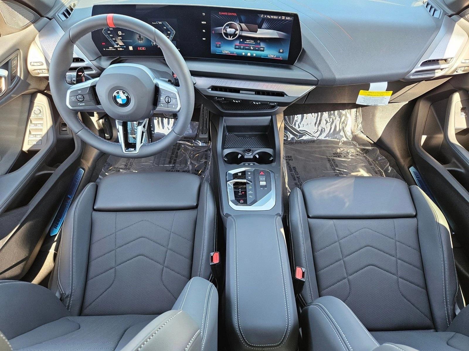 2025 BMW 2 Series M235 - Photo 15