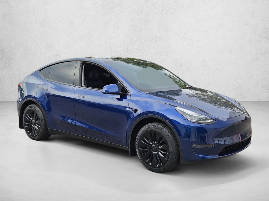 Used 2023 Tesla Model Y Long Range SUV