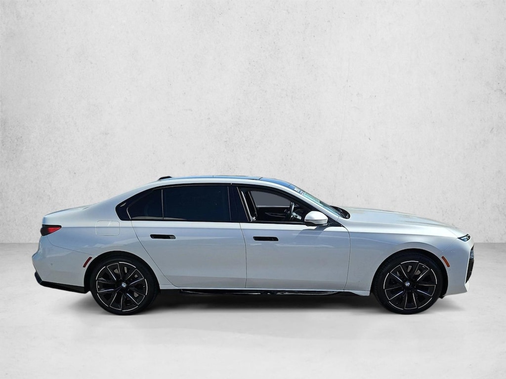 Certified 2024 BMW 760i xDrive Sedan