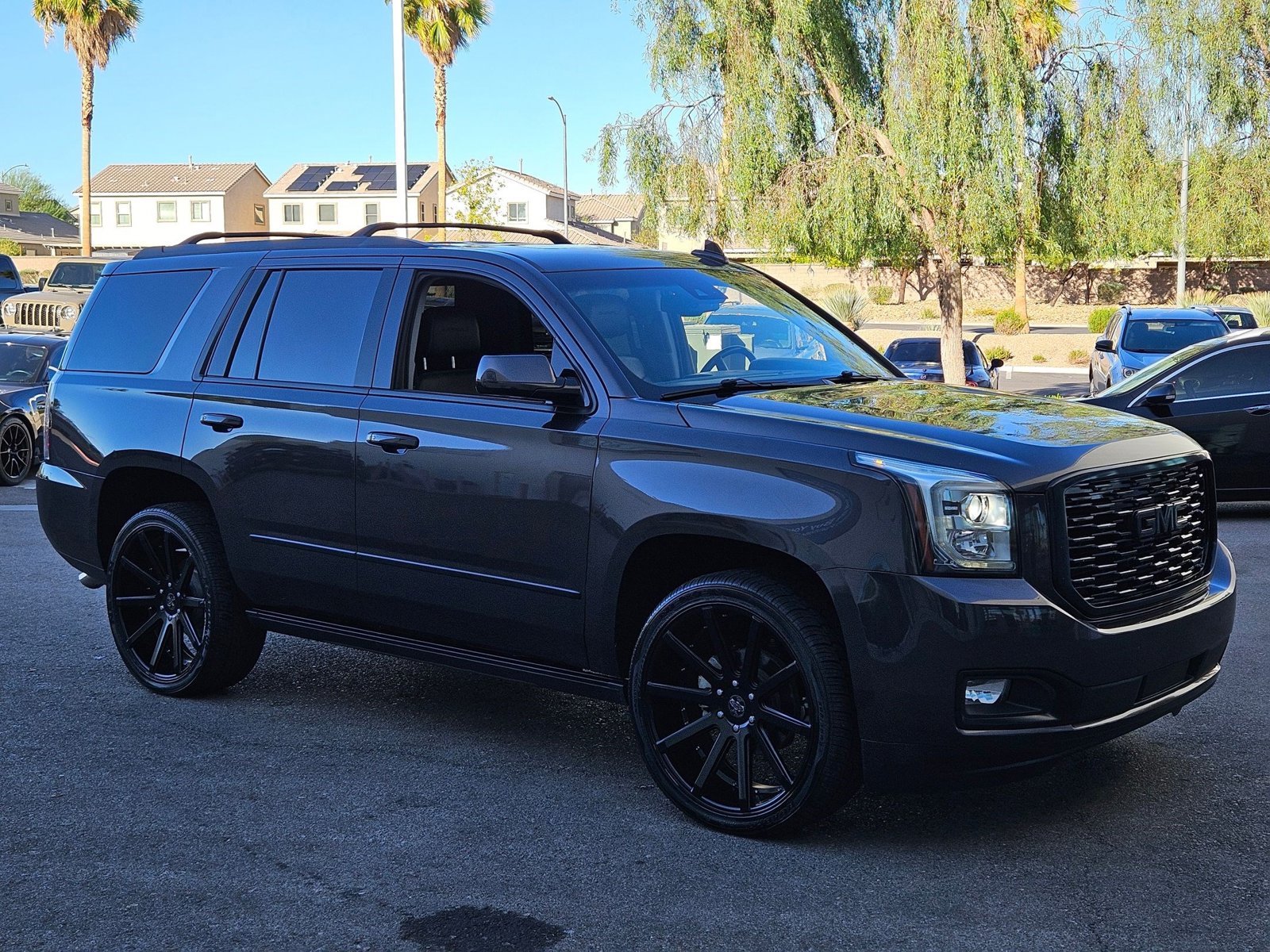 2018 Gmc Yukon Denali photo 3