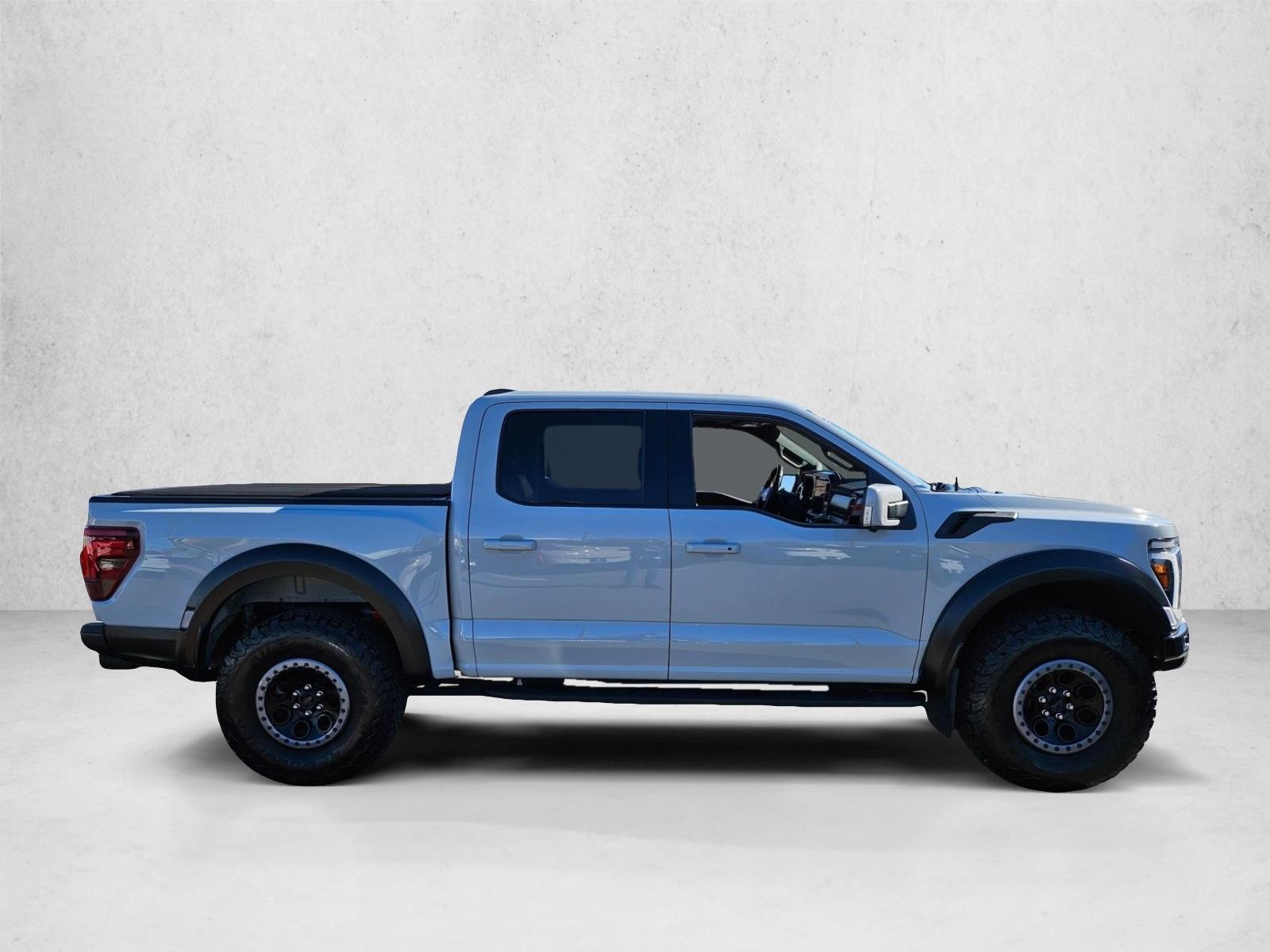 2024 Ford F-150 Raptor photo 4