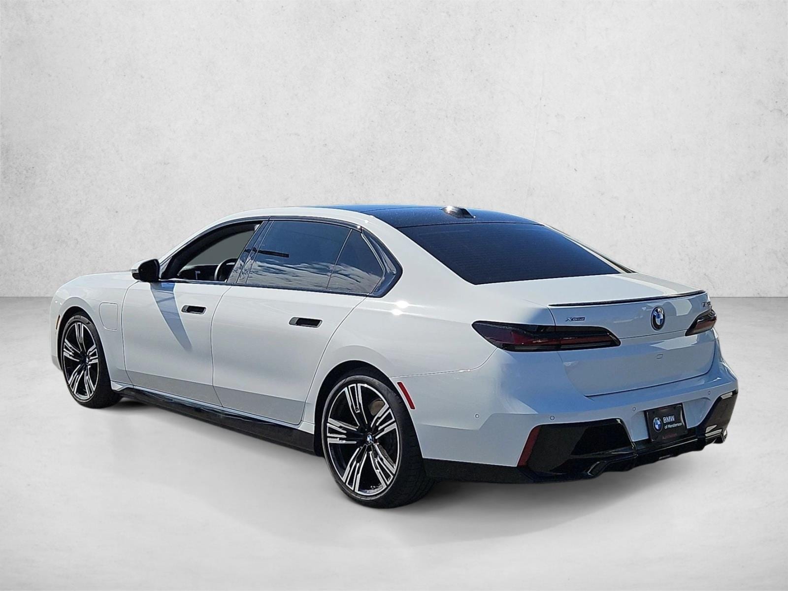 2026 BMW 7 Series 750e - Photo 7