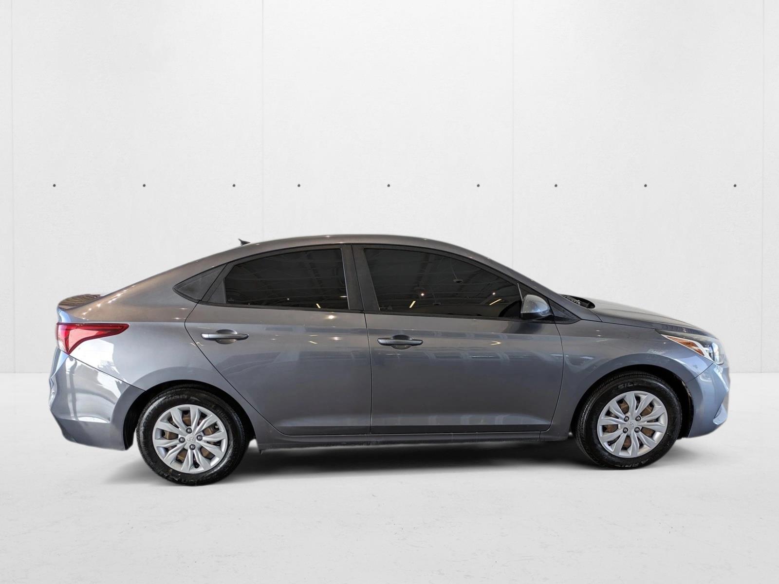 2019 Hyundai Accent SE photo 4