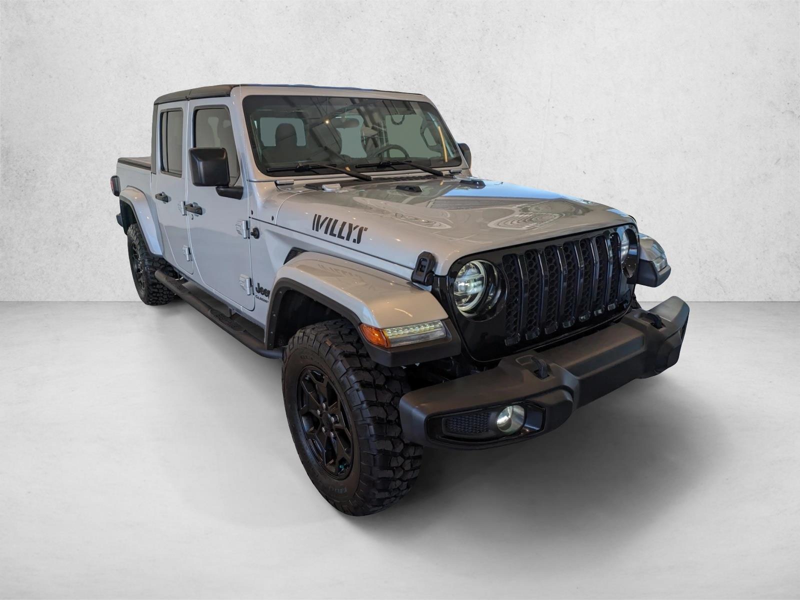 2022 Jeep Gladiator Willys photo 2