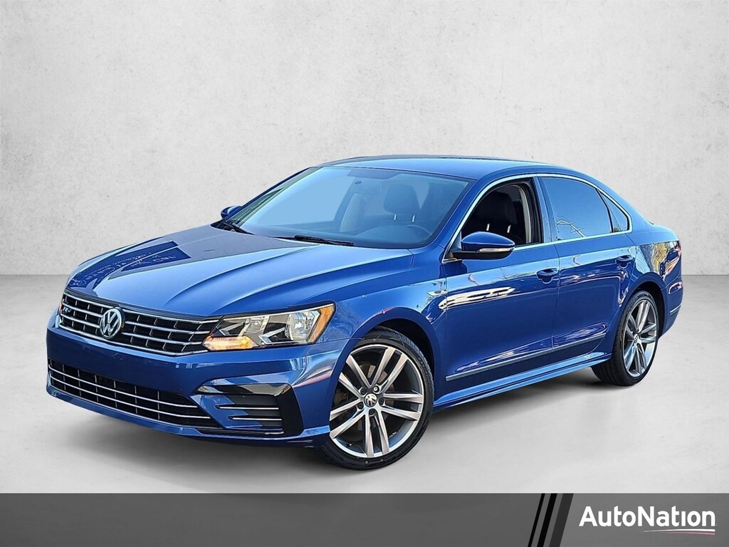 Used 2017 Volkswagen Passat 1.8T R-Line Sedan