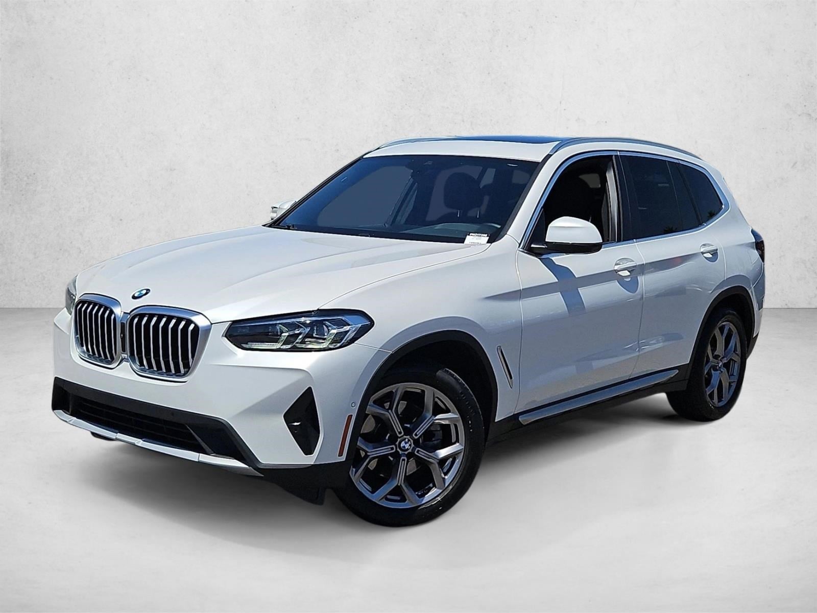2023 BMW X3 sDrive30i's photo