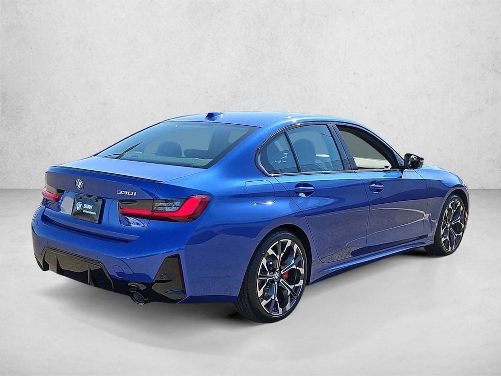 New 2026 BMW 330i Sedan