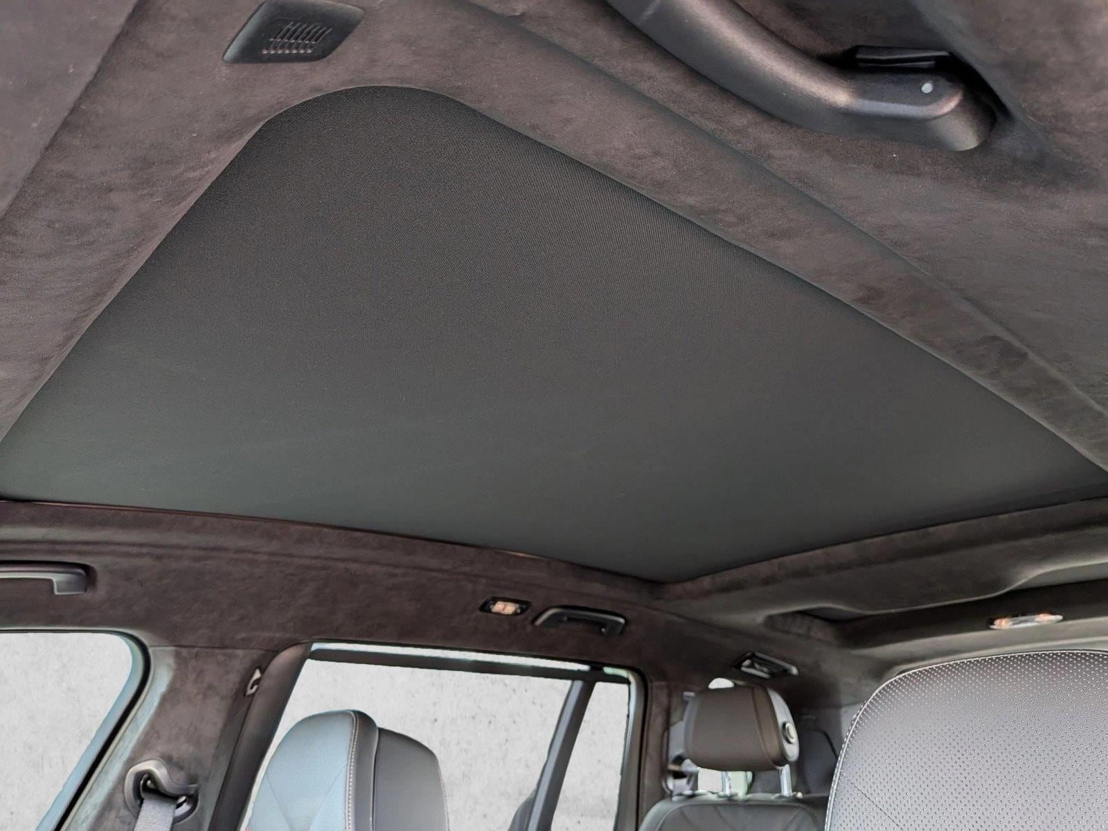 2026 BMW X7 40i - Photo 16