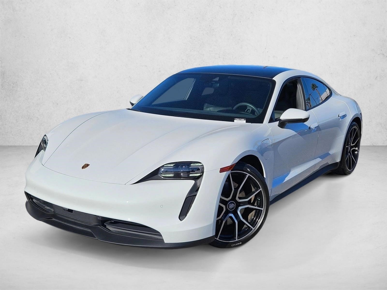 2023 Porsche Taycan Base's photo