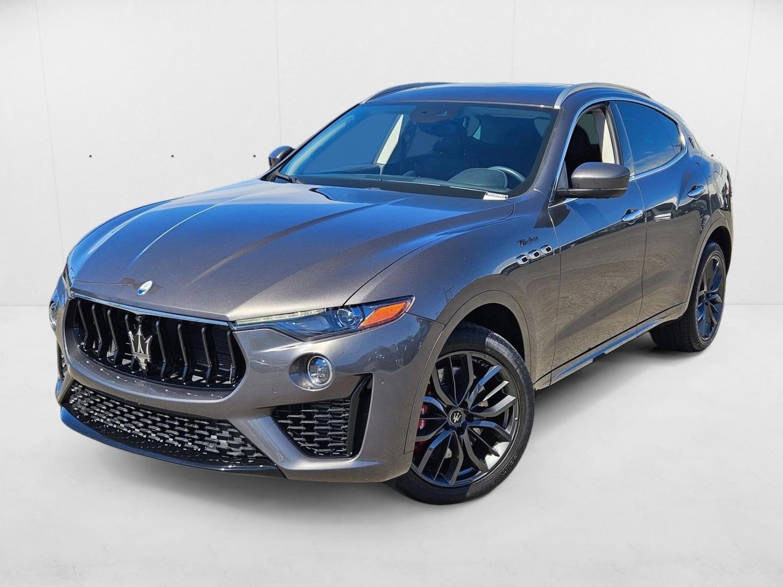 2022 Maserati Levante Modena's photo