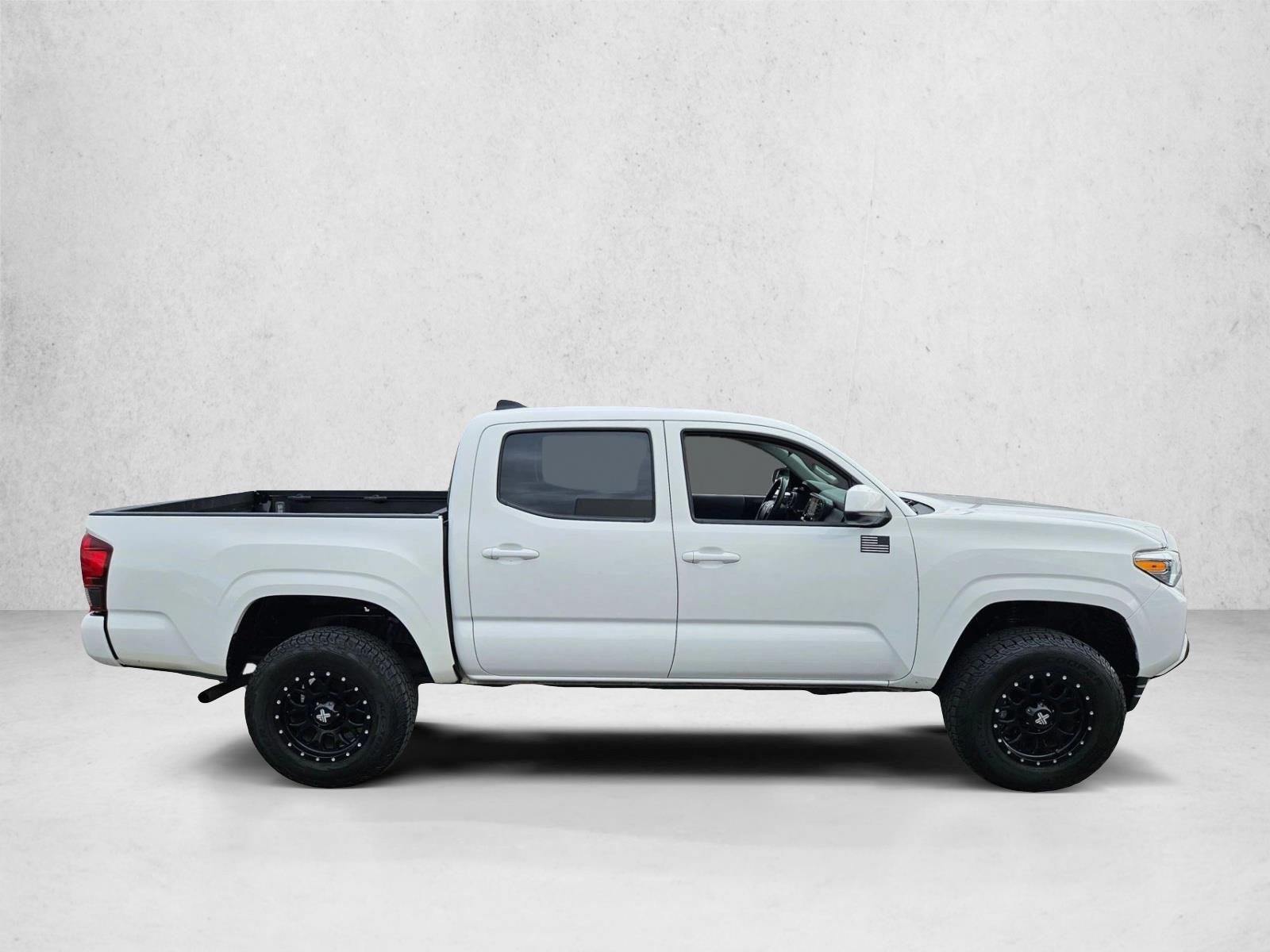 2020 Toyota Tacoma SR5 V6 photo 4