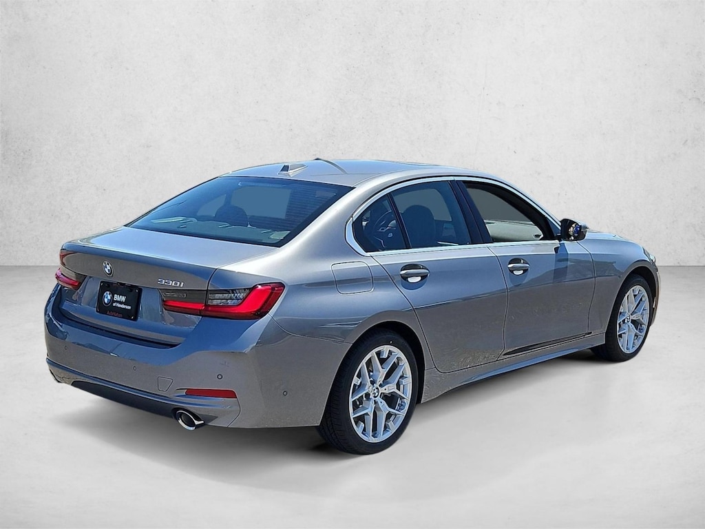 New 2026 BMW 330i Sedan