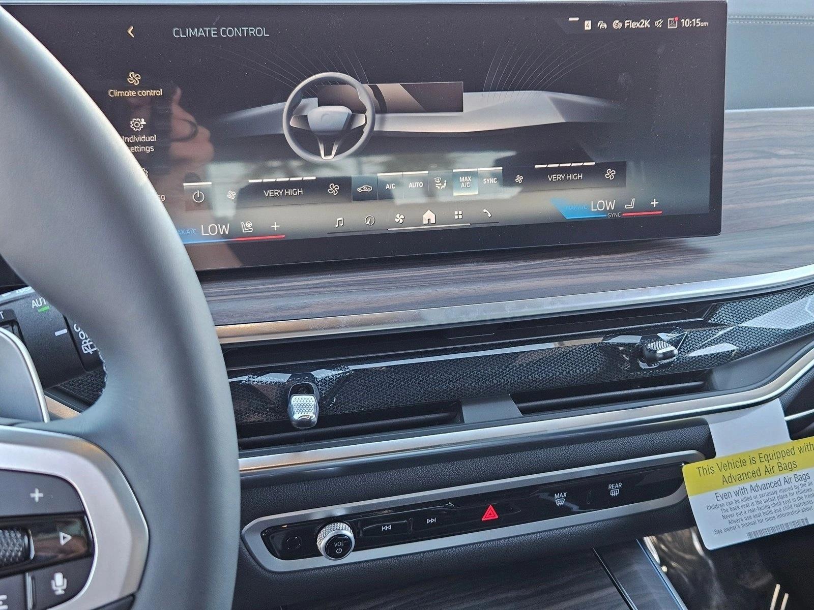 2026 BMW X5 50e - Photo 12