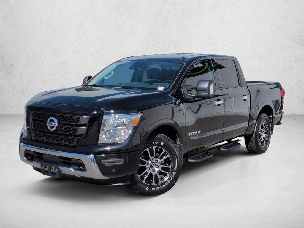 Used 2021 Nissan Titan SV Truck Crew Cab