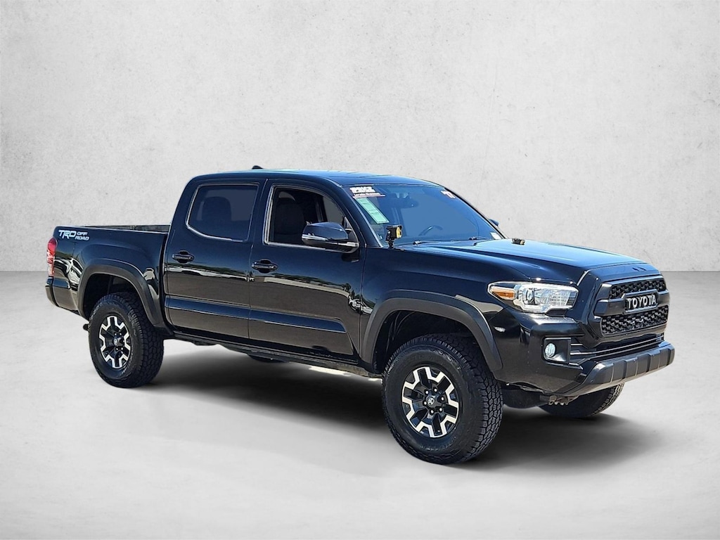 Used 2017 Toyota Tacoma Truck Double Cab