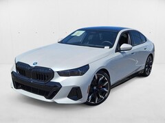 2026 BMW 550e xDrive Sedan
