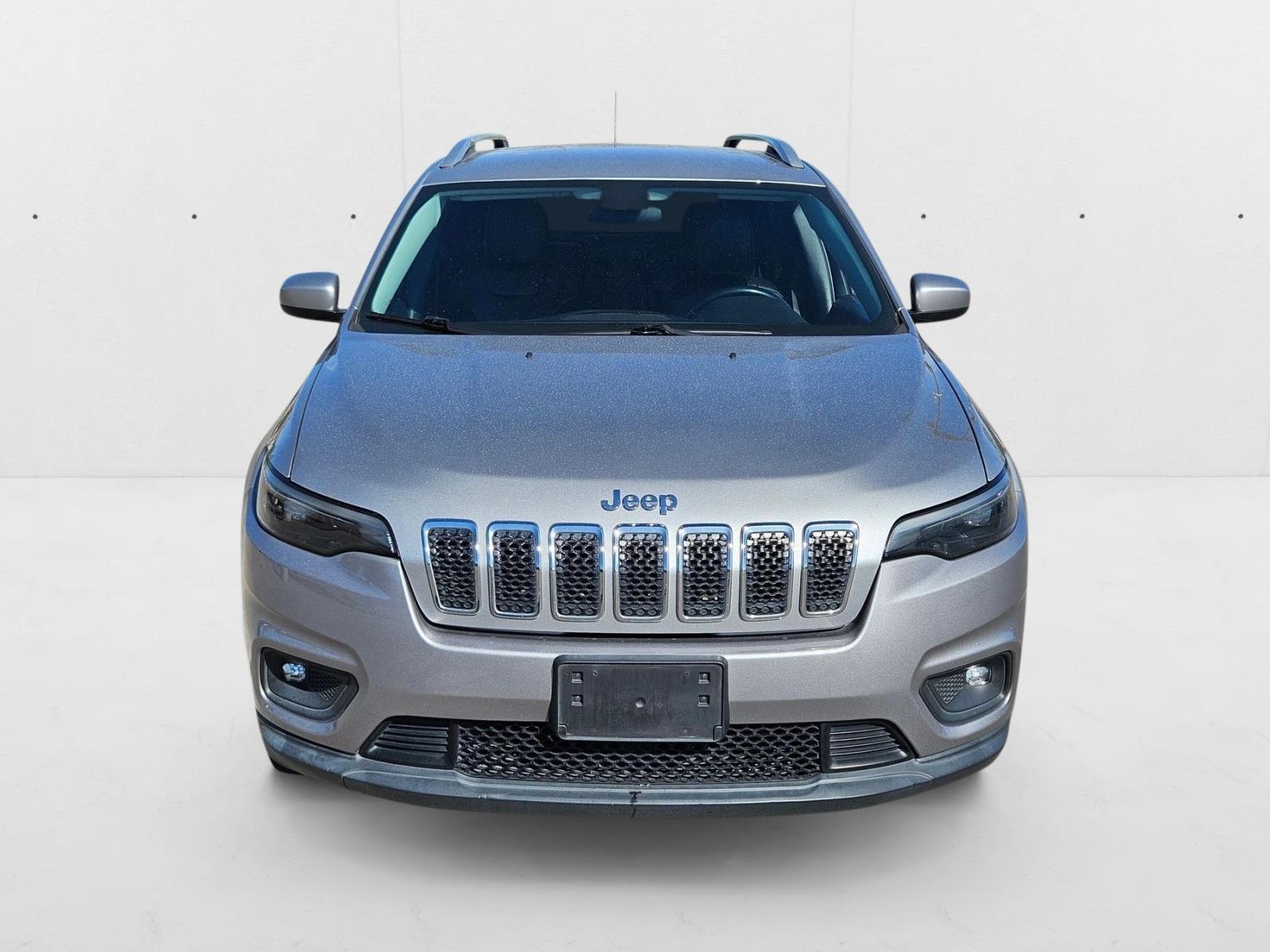 2019 Jeep Cherokee Latitude photo 2