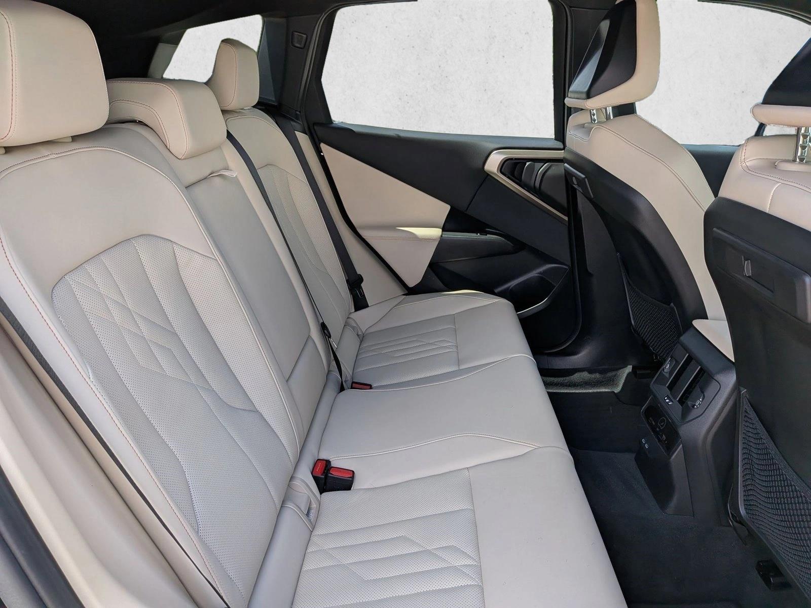 2025 BMW X3 30 - Photo 21