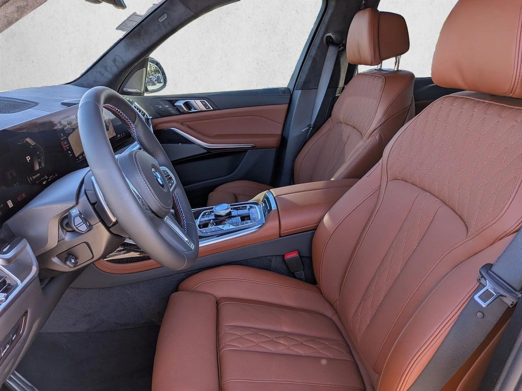 New 2026 BMW X7 M60i SUV