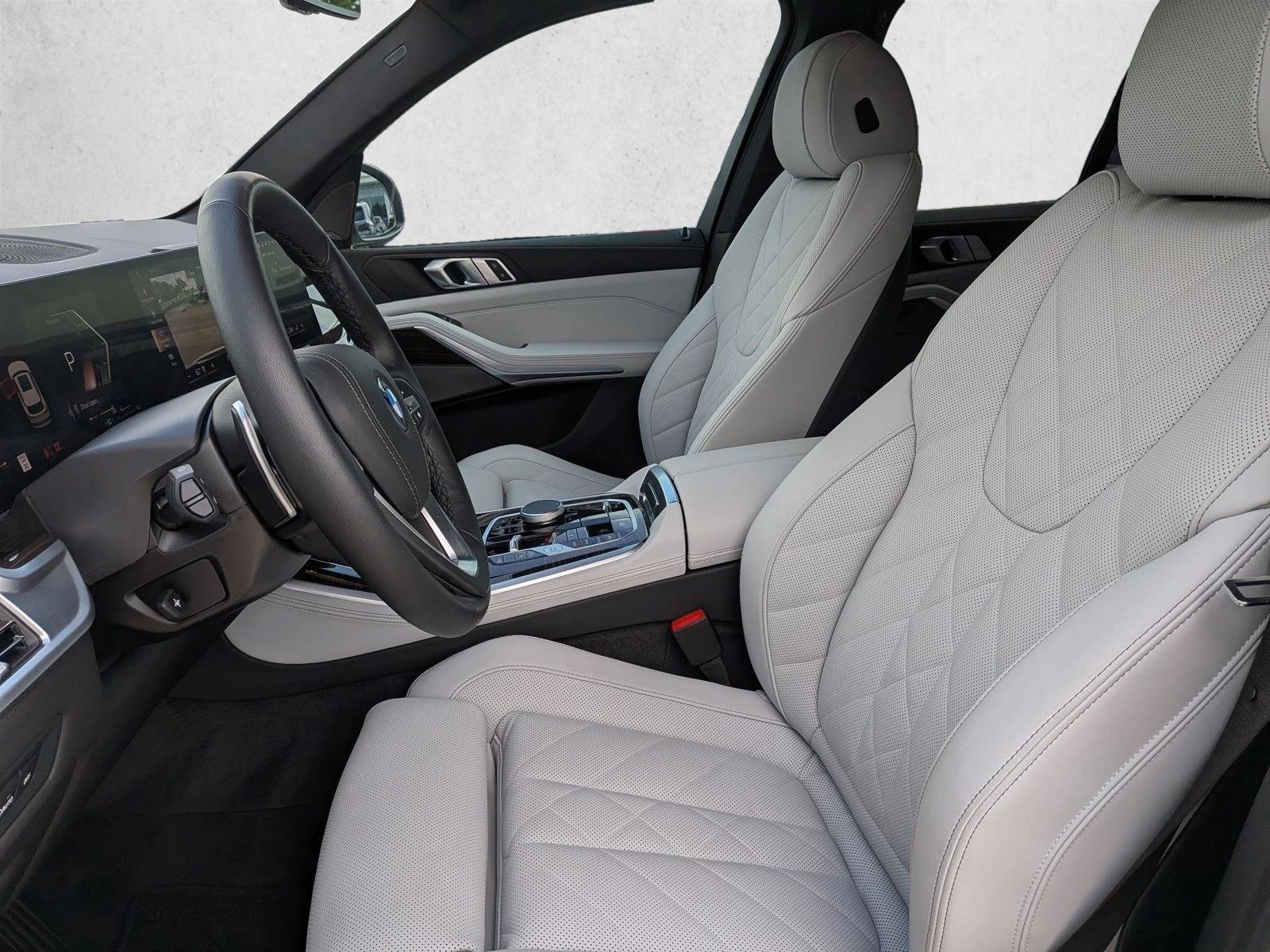 2026 BMW X5 50e - Photo 11
