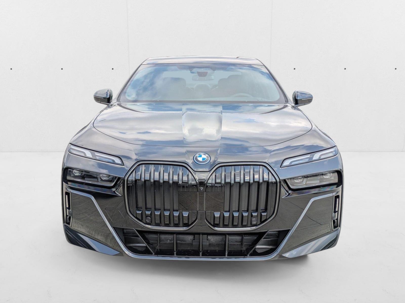 Used 2025 BMW i7 xDrive60 with VIN WBY53EJ0XSCU89967 for sale in Houston, TX