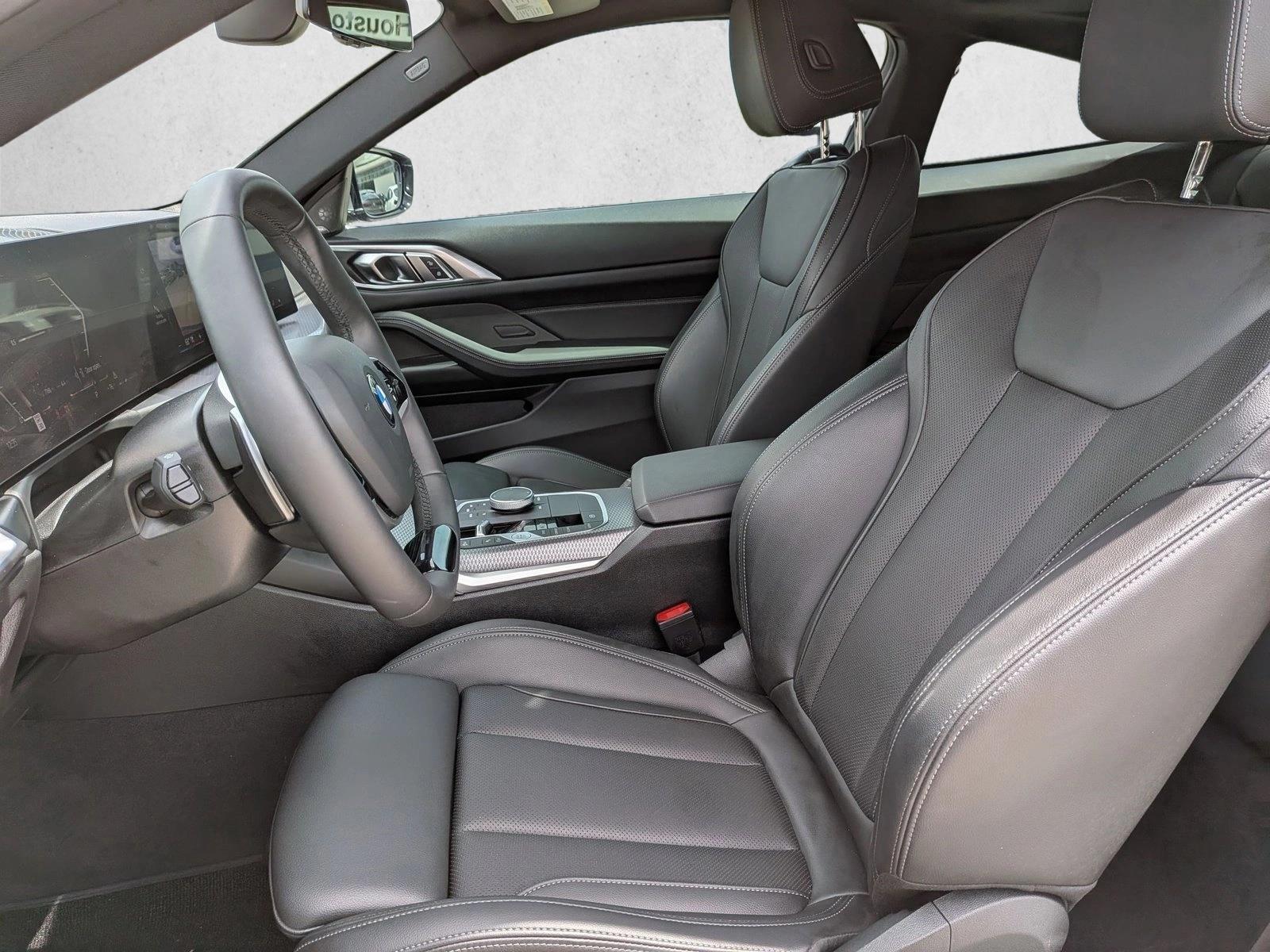 2026 BMW 4 Series 430i - Photo 11