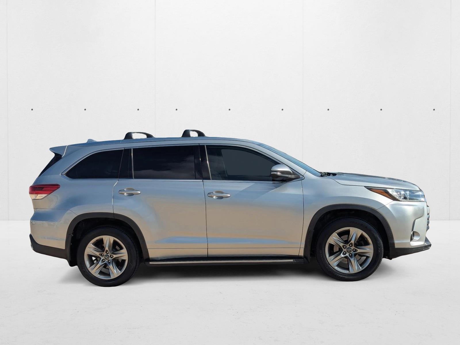 2018 Toyota Highlander Limited photo 4