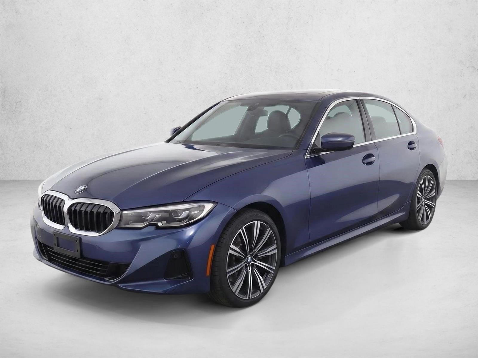 2024 BMW 3 Series 330i Sedan's photo