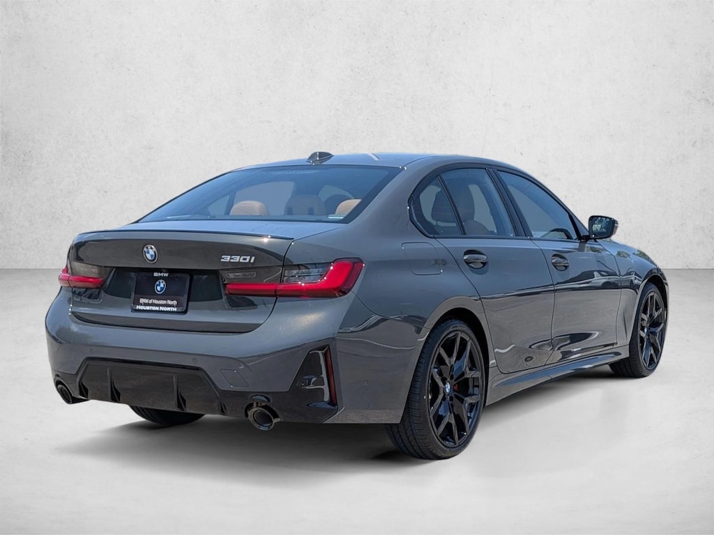 New 2026 BMW 330i Sedan