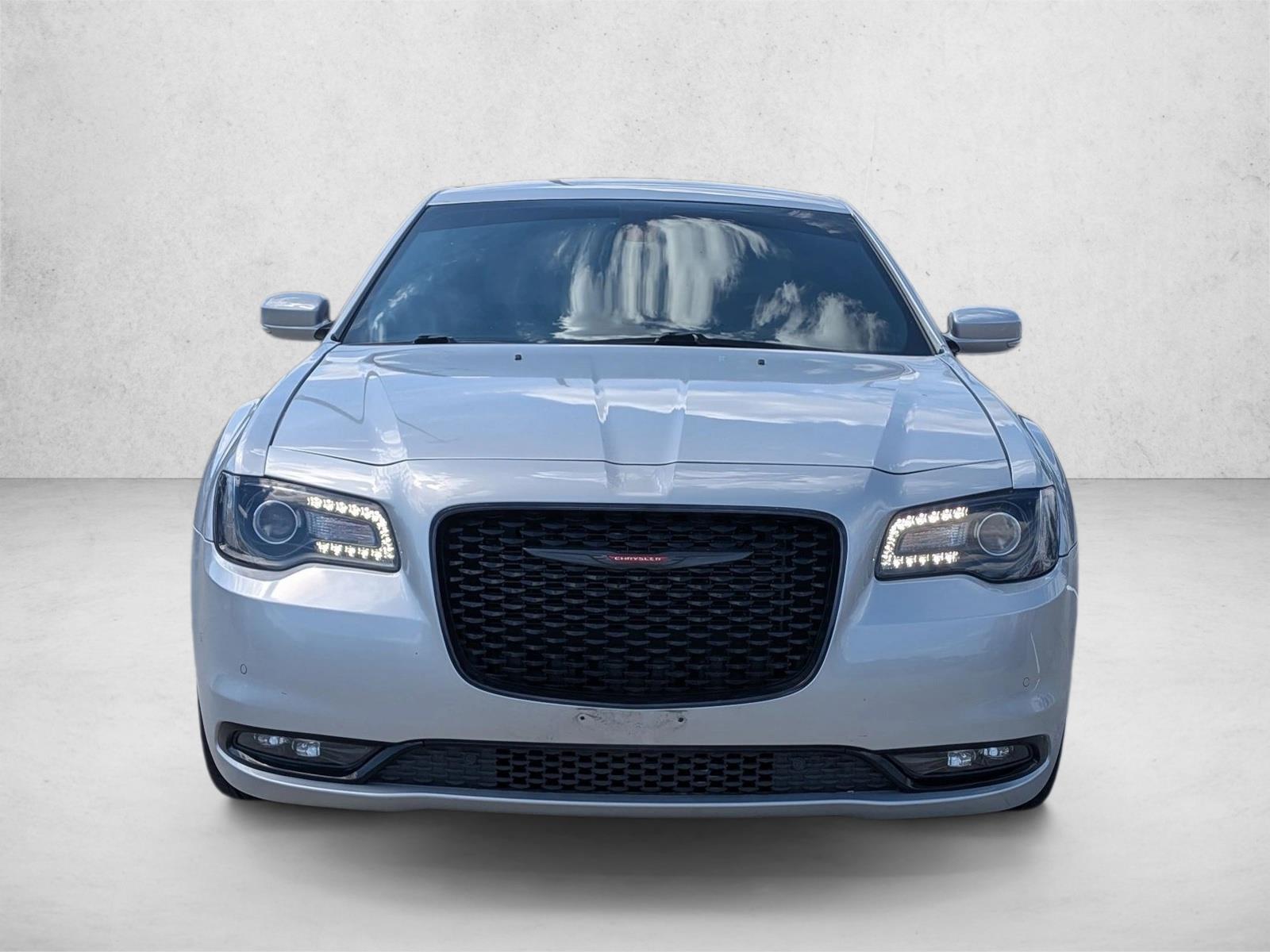 2021 Chrysler 300 S photo 2