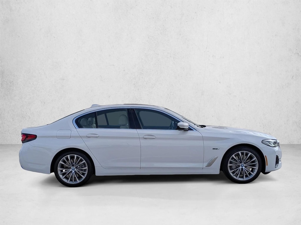 Used 2023 BMW 530e Sedan