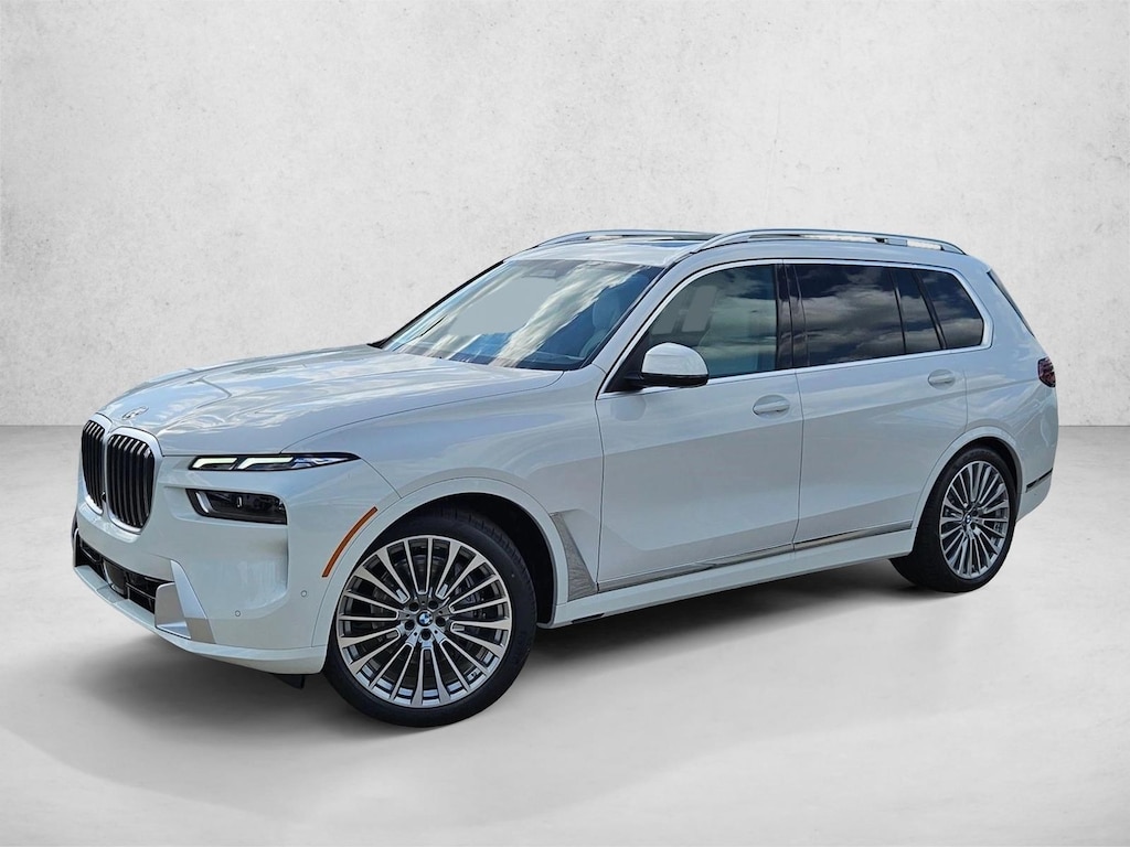 New 2026 BMW X7 xDrive40i SUV