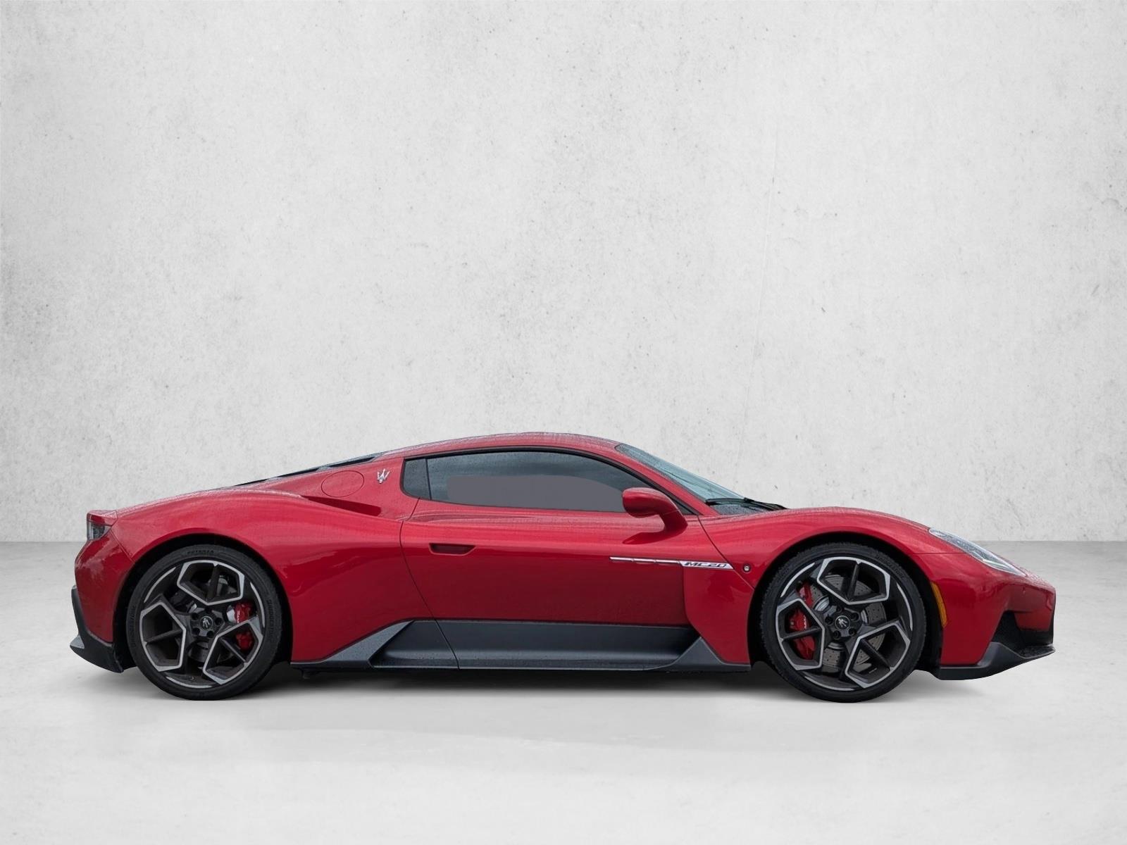 2022 Maserati MC20 Coupe photo 4