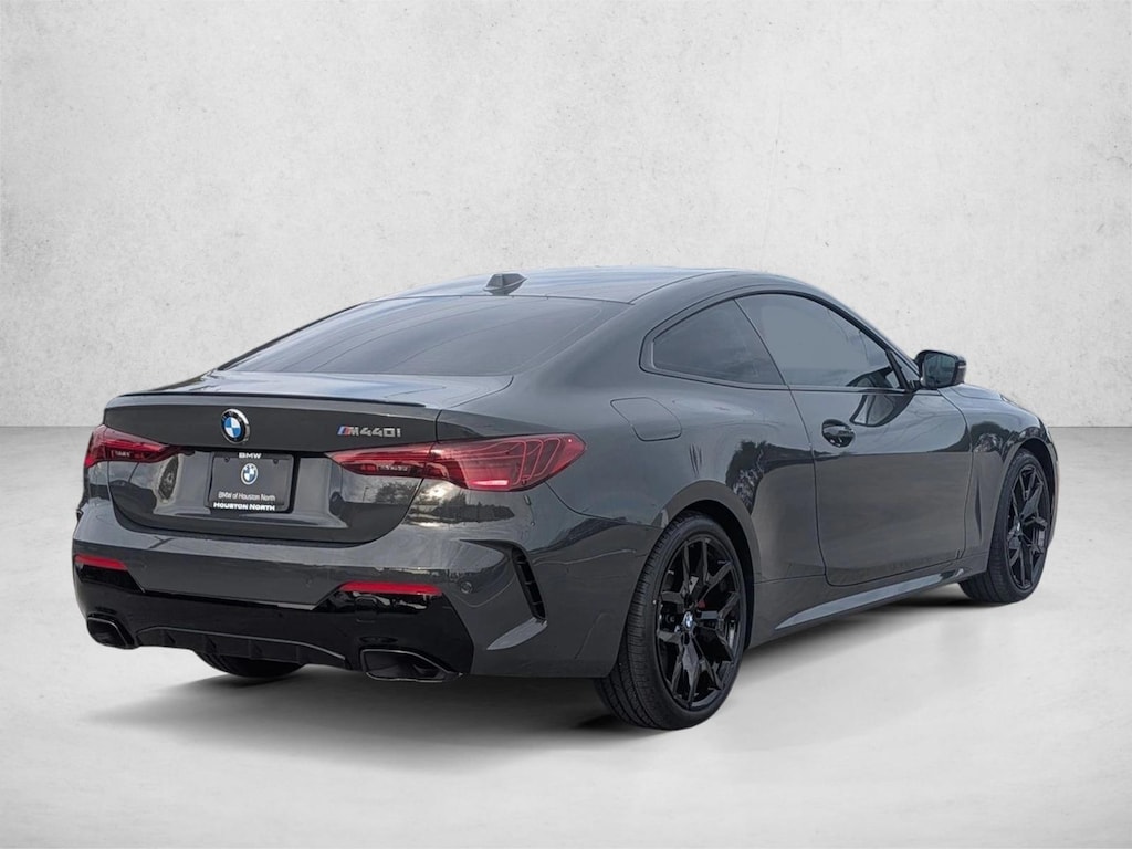 New 2026 BMW M440i Coupe