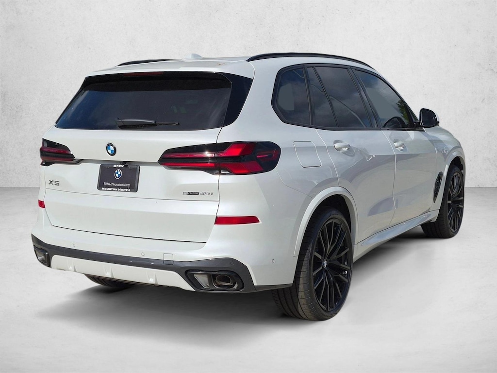 New 2026 BMW X5 sDrive40i SUV