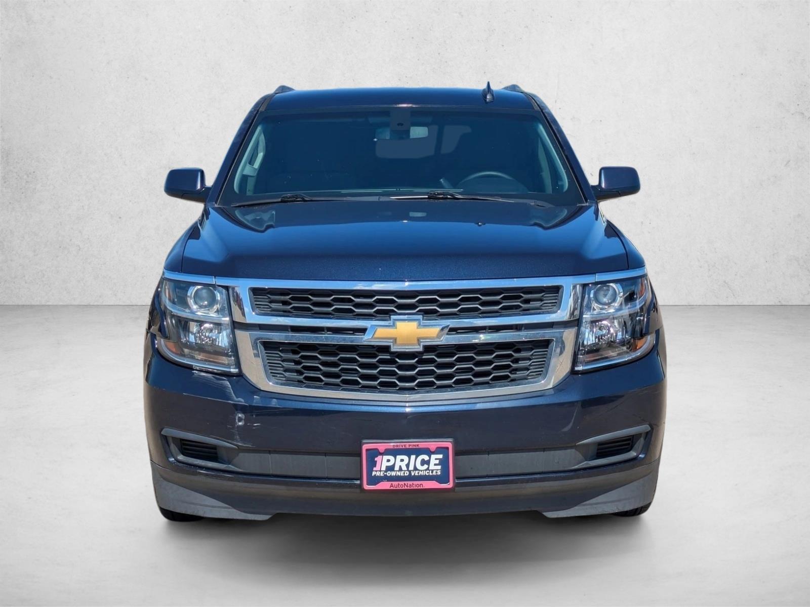 2018 Chevrolet Tahoe LS photo 2