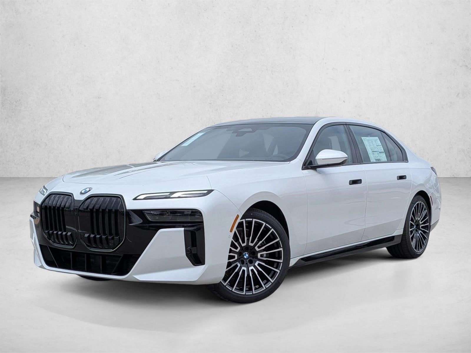 New 2026 BMW 740i