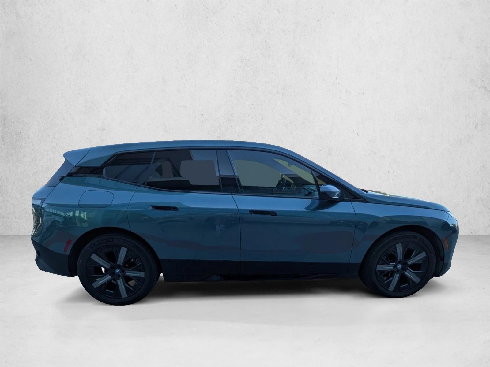 2025 Bmw iX photo 4