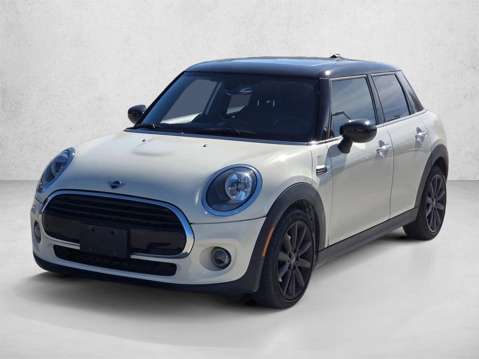 2020 MINI Hardtop 4 Door Oxford Edition's photo
