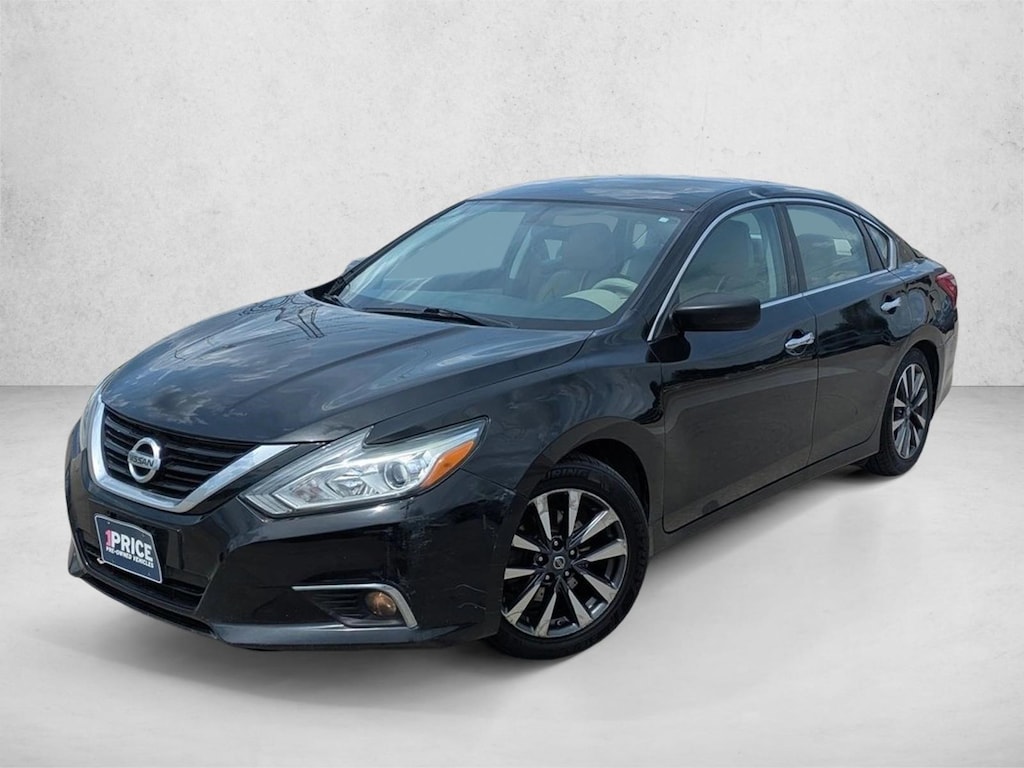 Used 2017 Nissan Altima 2.5 SV Sedan