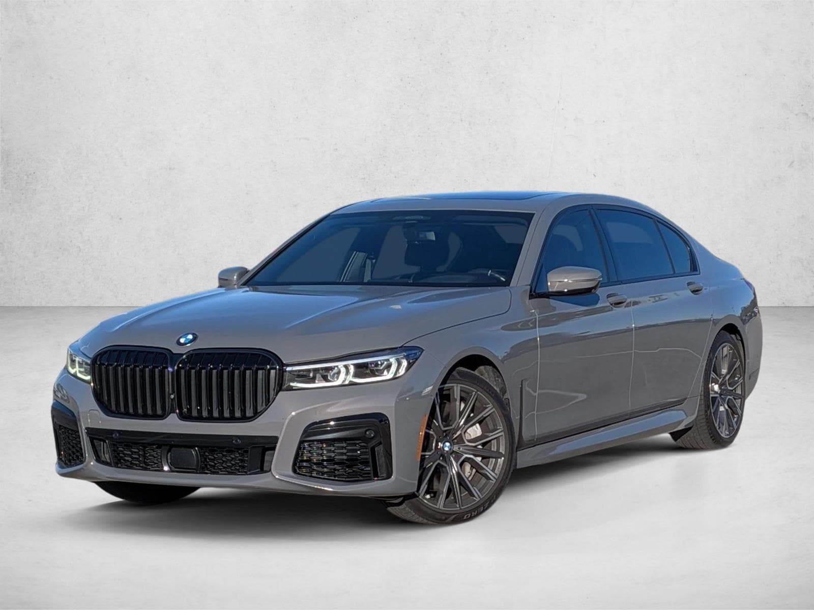 2020 BMW 7 Series 750i's photo
