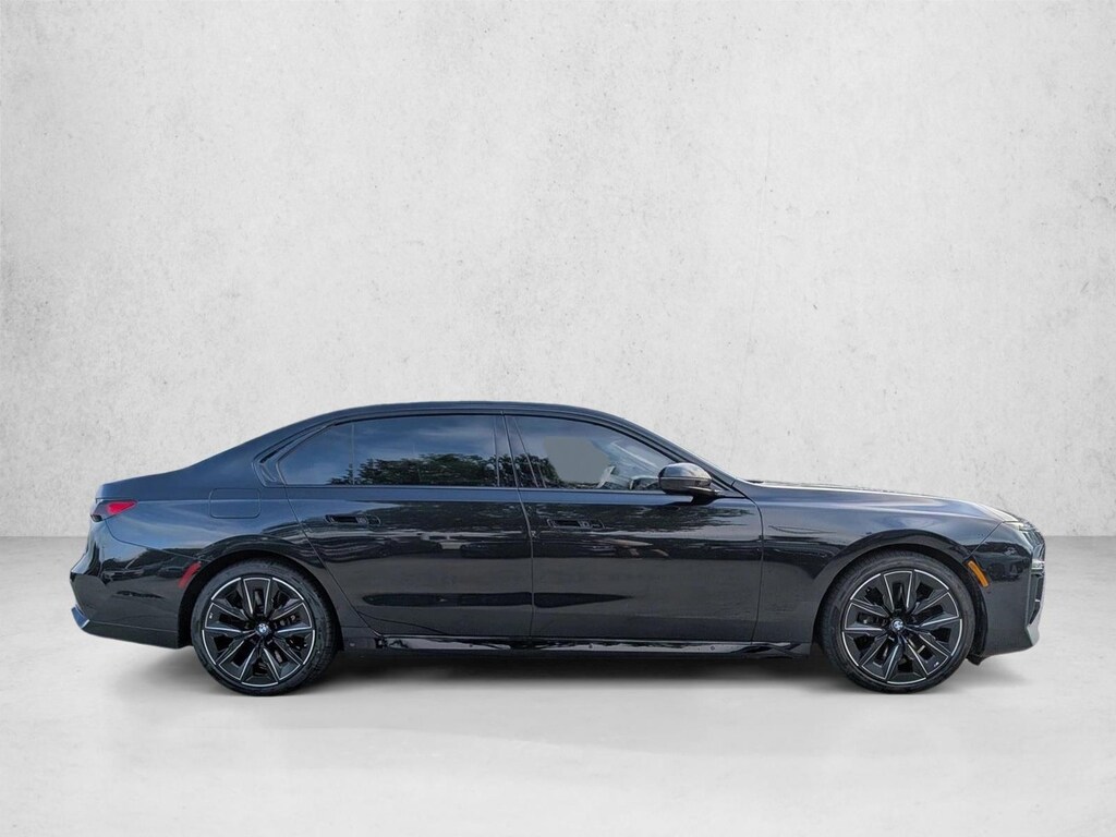 Used 2023 BMW 760i xDrive Sedan