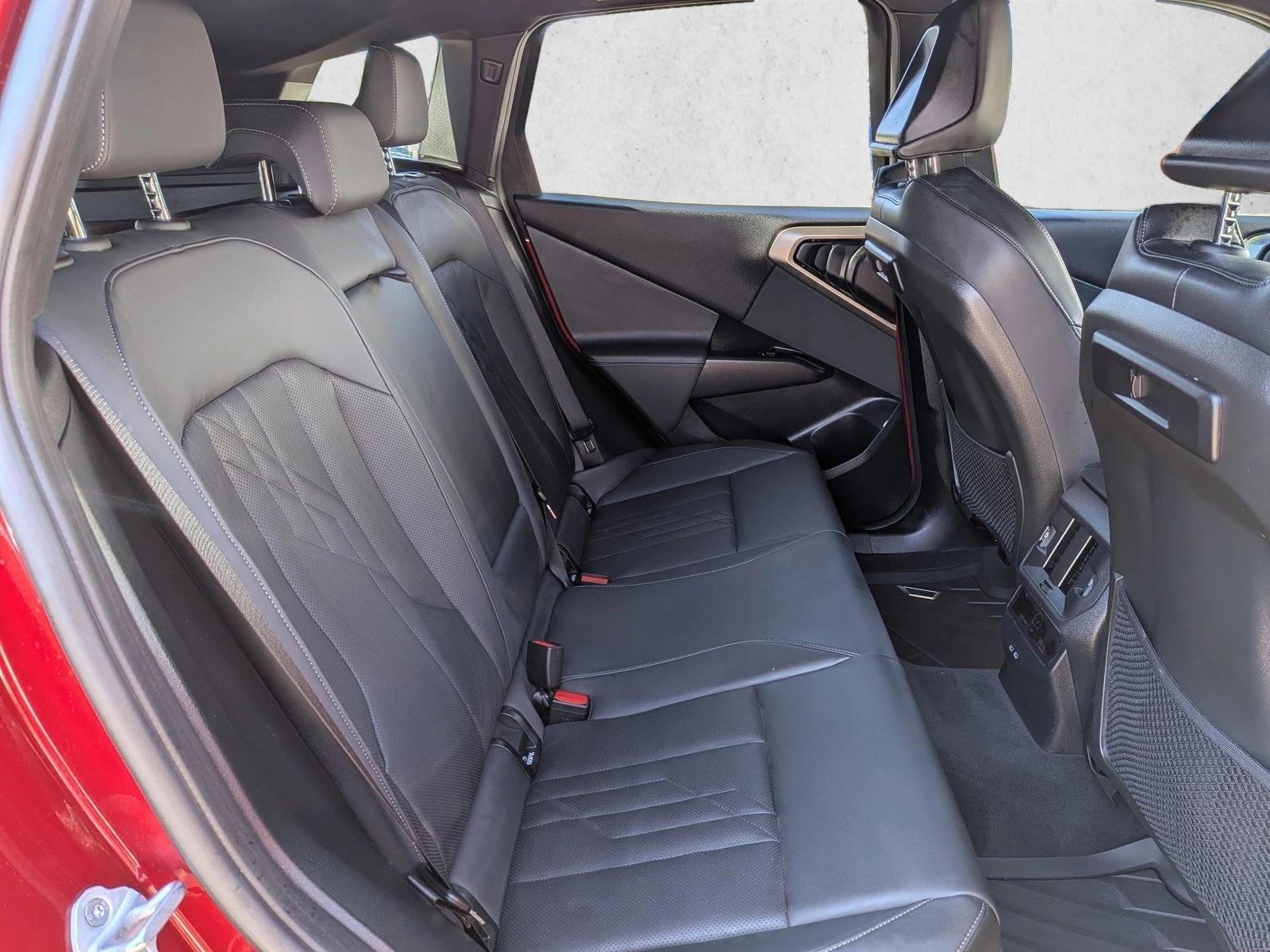 2025 BMW X3 30 - Photo 21