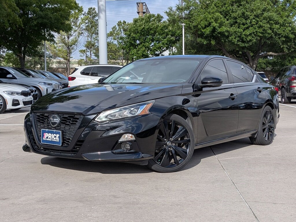 Used 2022 Nissan Altima 2.5 SR Sedan