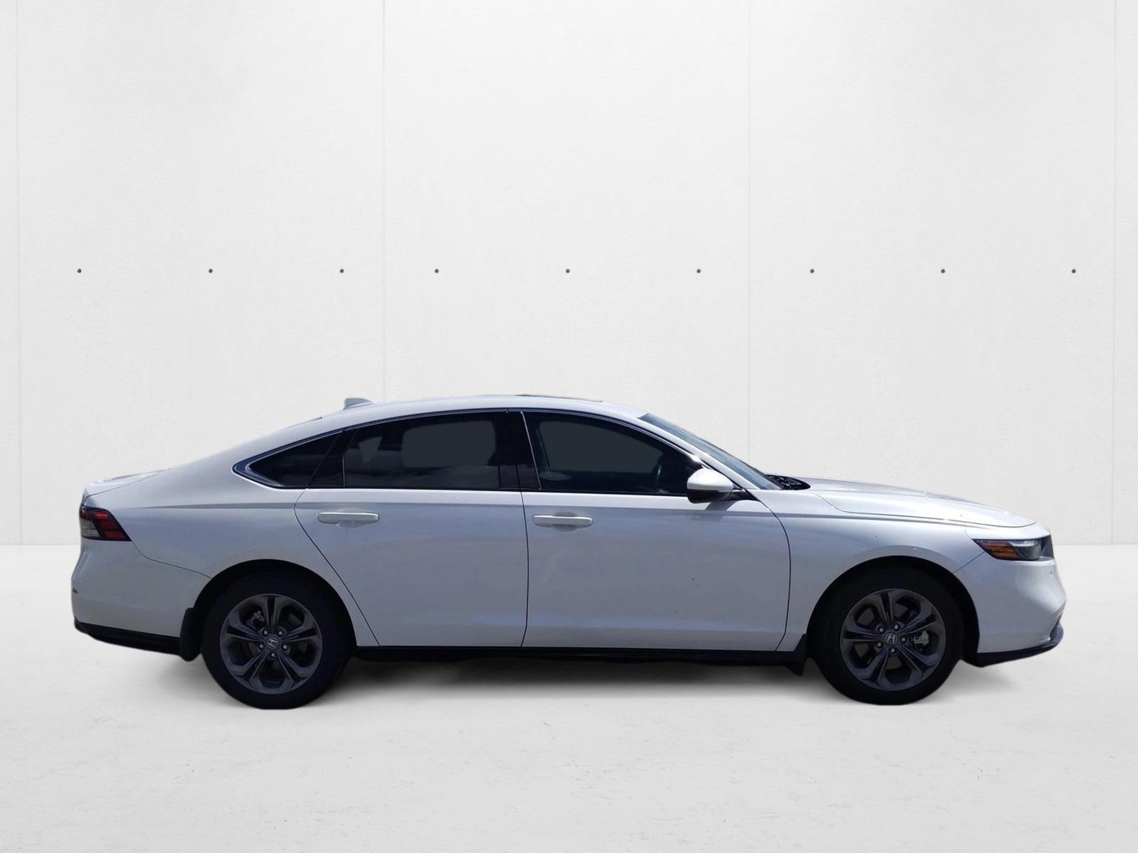 2023 Honda Accord Hybrid EX-L photo 4