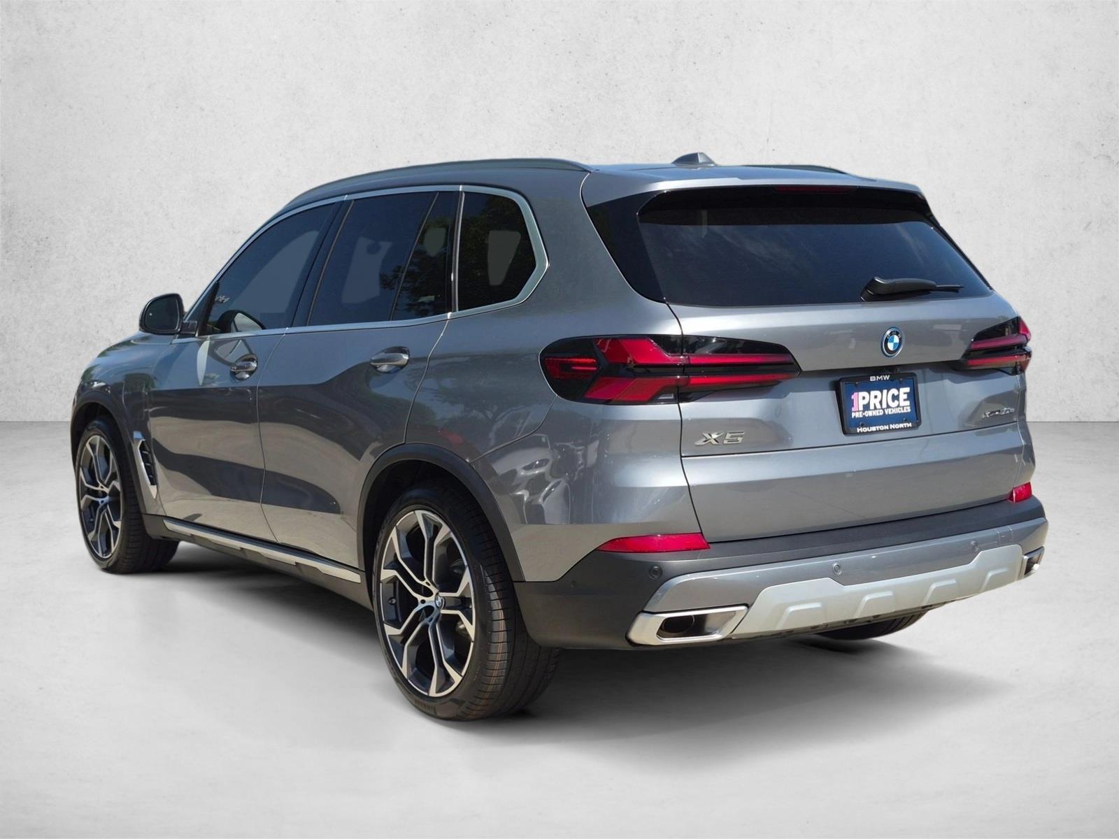 2026 BMW X5 50e - Photo 8
