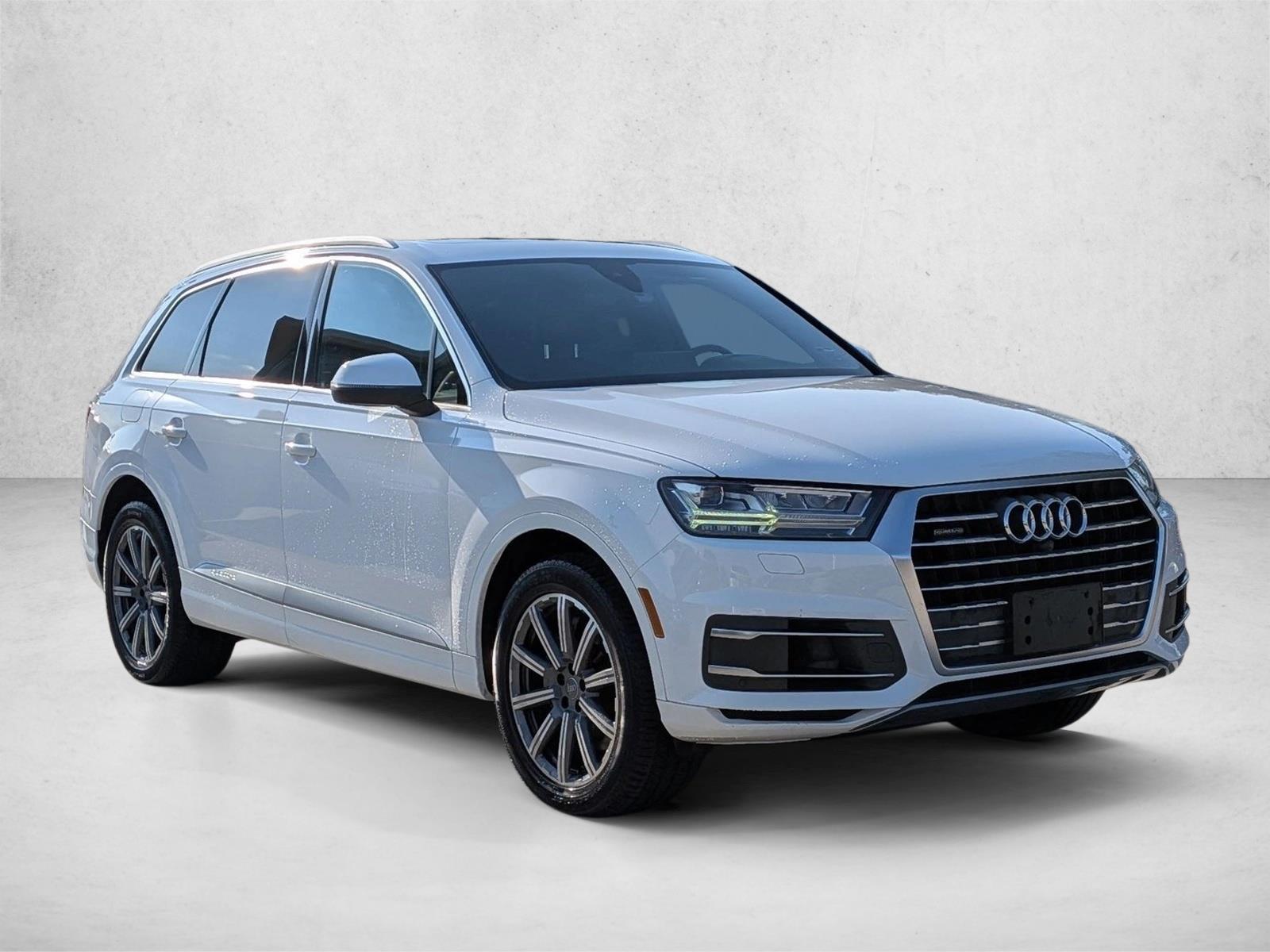 2019 Audi Q7 Premium Plus photo 3